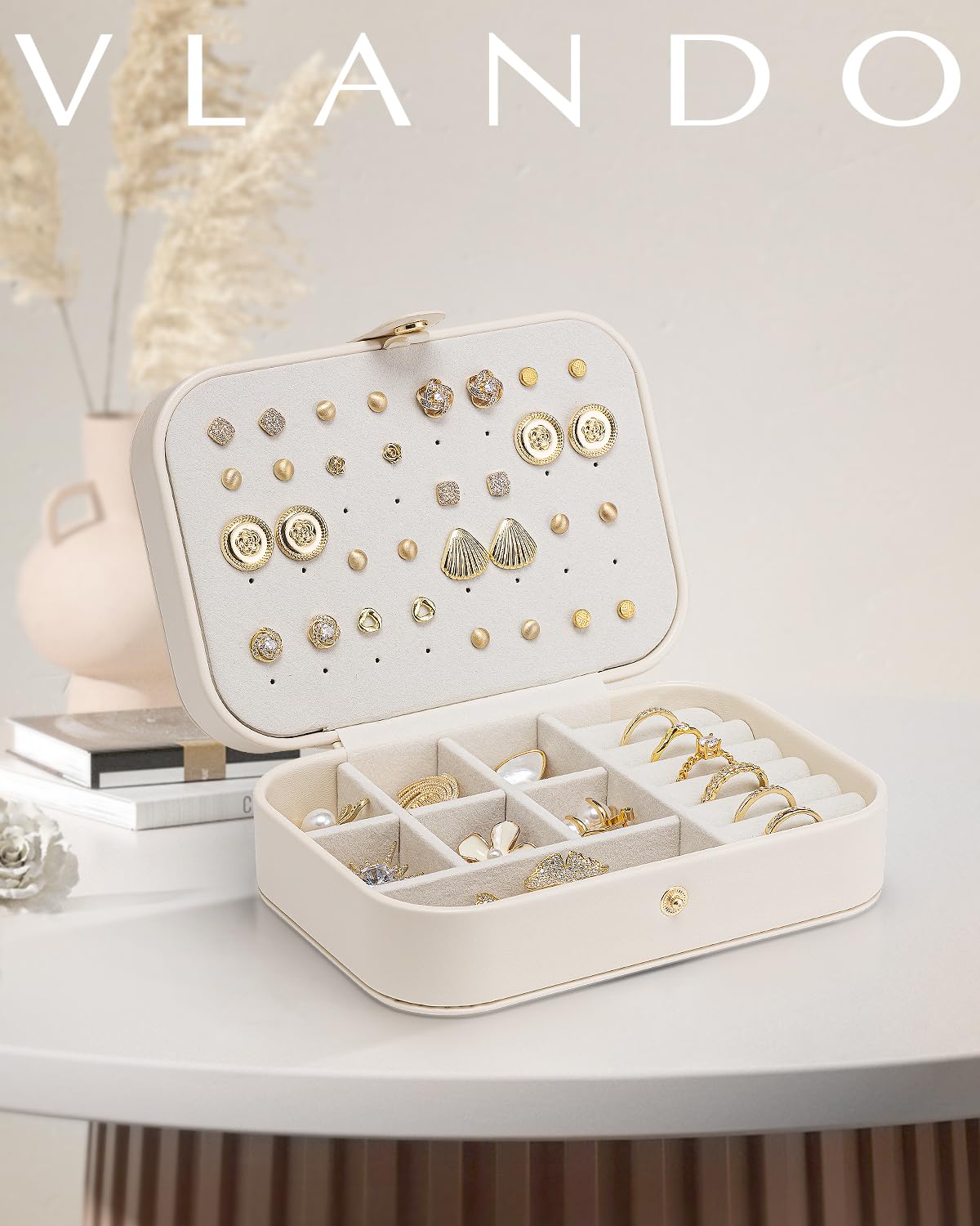 VLANDO Travel Jewelry Case, Portable Jewelry Earring Box Organizer